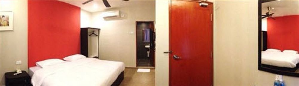 Golden Court Hotel - Tun Abdul Razak Johor Bahru Esterno foto
