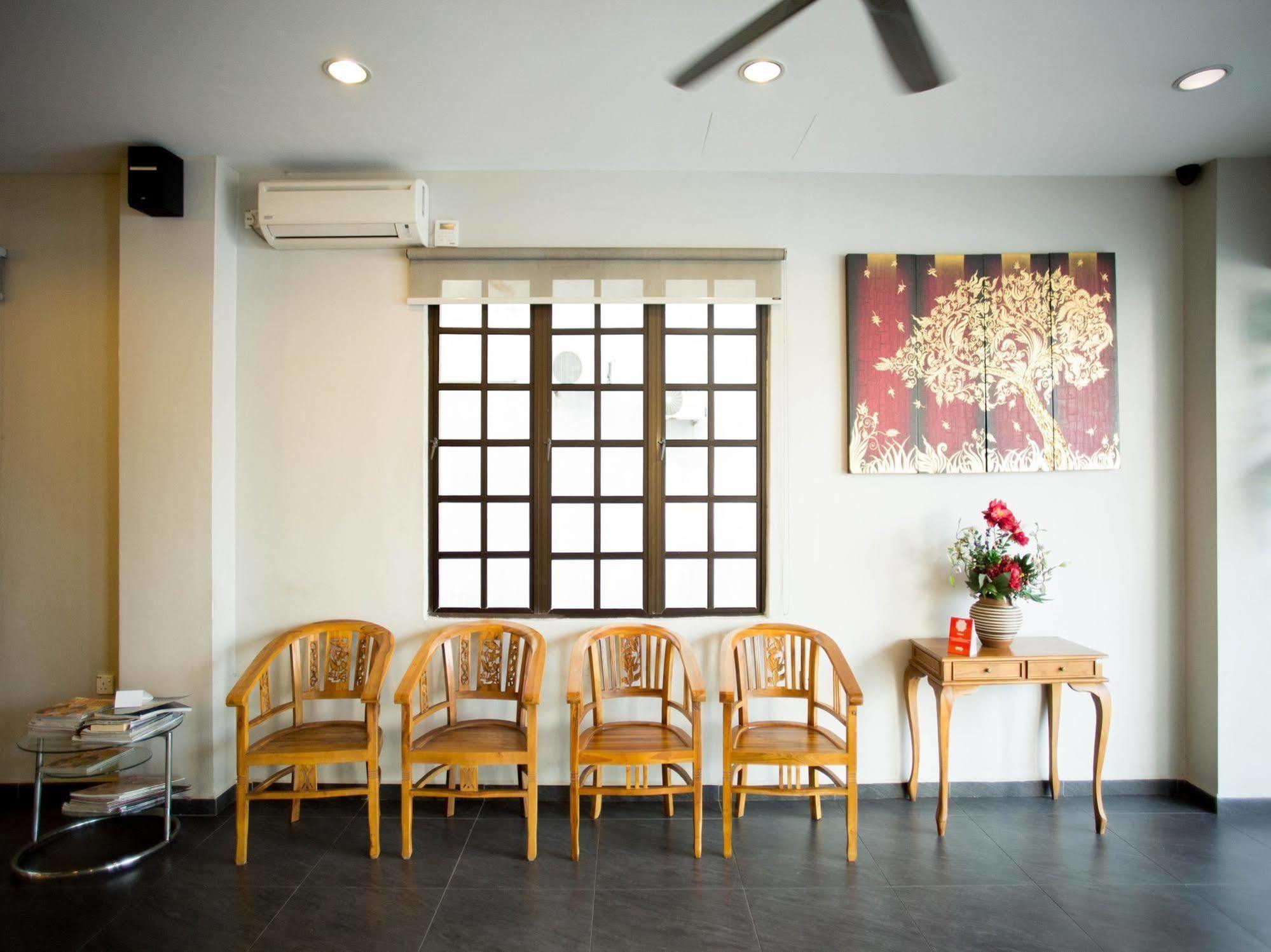 Golden Court Hotel - Tun Abdul Razak Johor Bahru Esterno foto